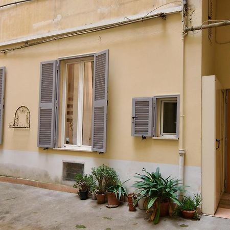 Major Sisters, Holiday Home In The Heart Of Рим Экстерьер фото